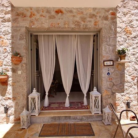 Aloe Luxury Apartments Porto Heli Exterior foto