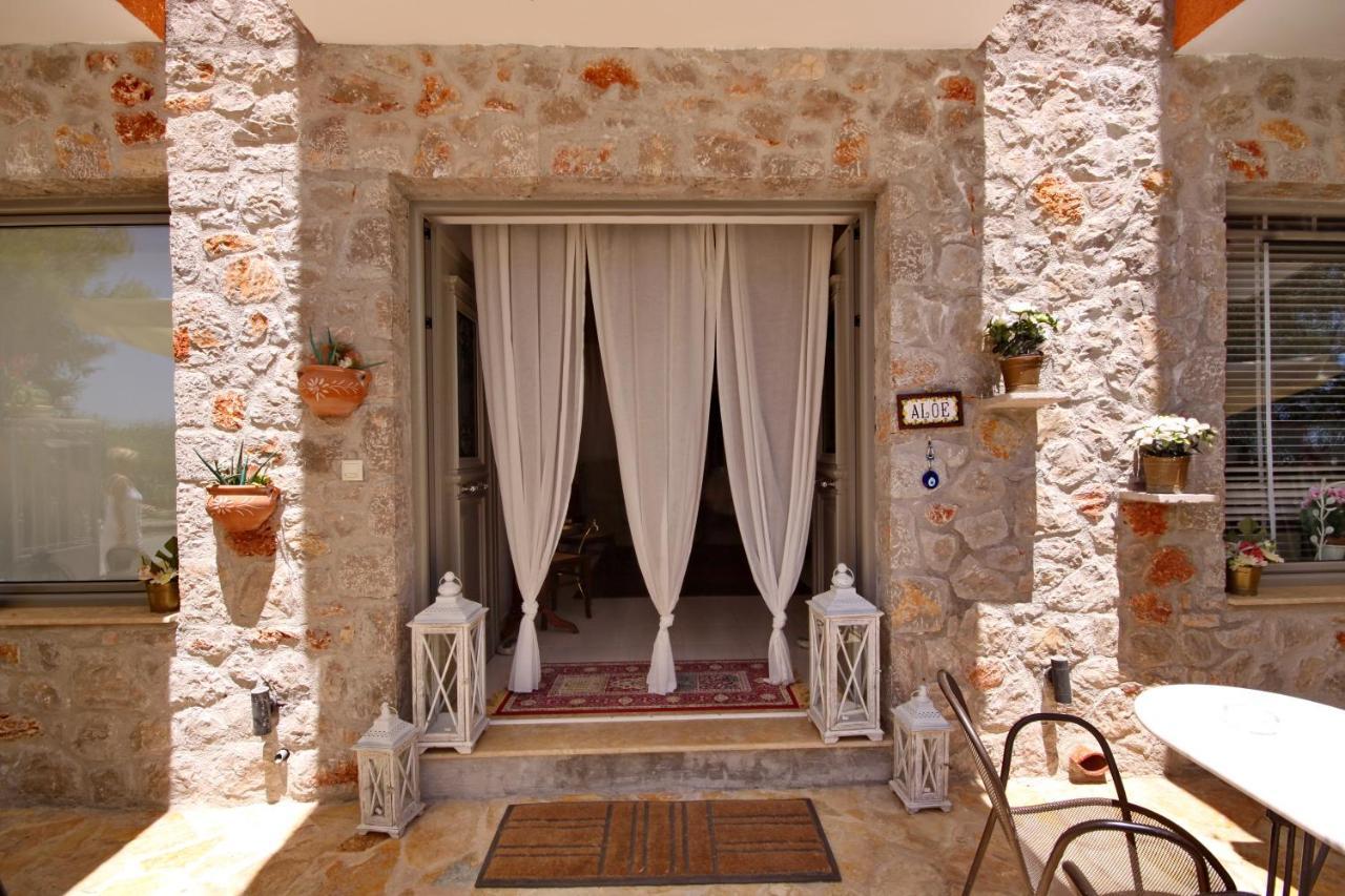 Aloe Luxury Apartments Porto Heli Exterior foto